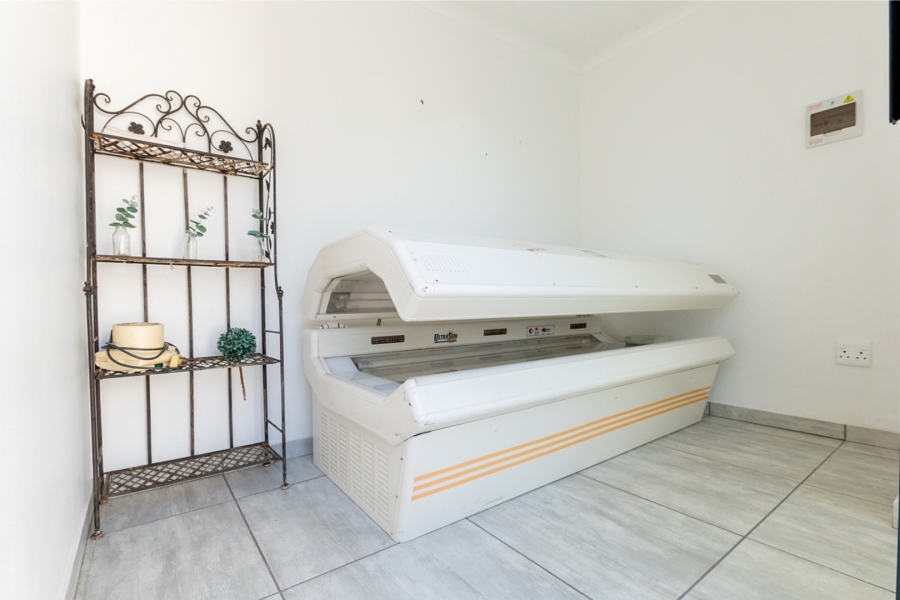4 Bedroom Property for Sale in Laaiplek Western Cape